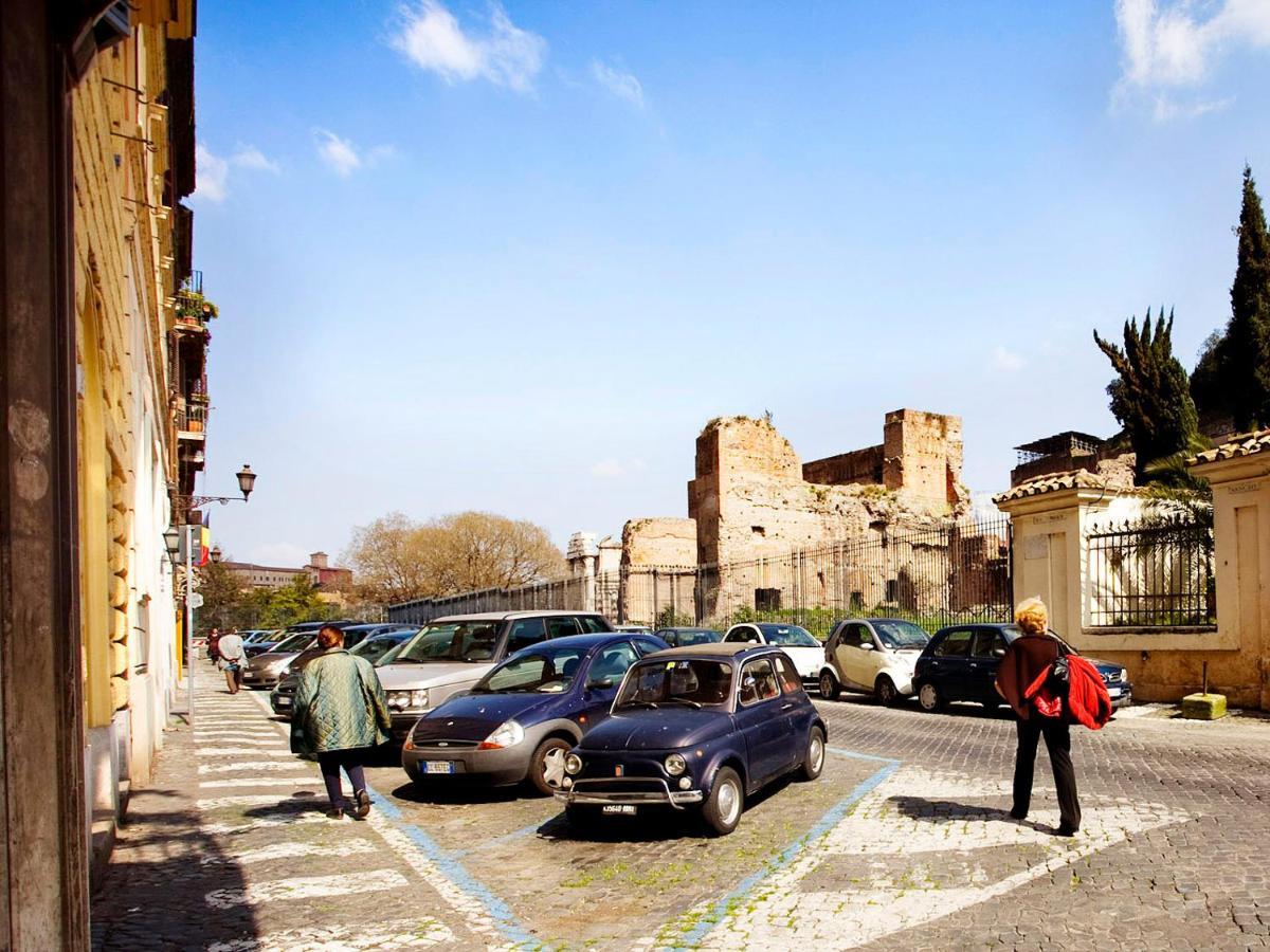 Foro Romano Buitenkant foto